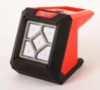 MILWAUKEE Aku LED plošné světlo M12 AL-0