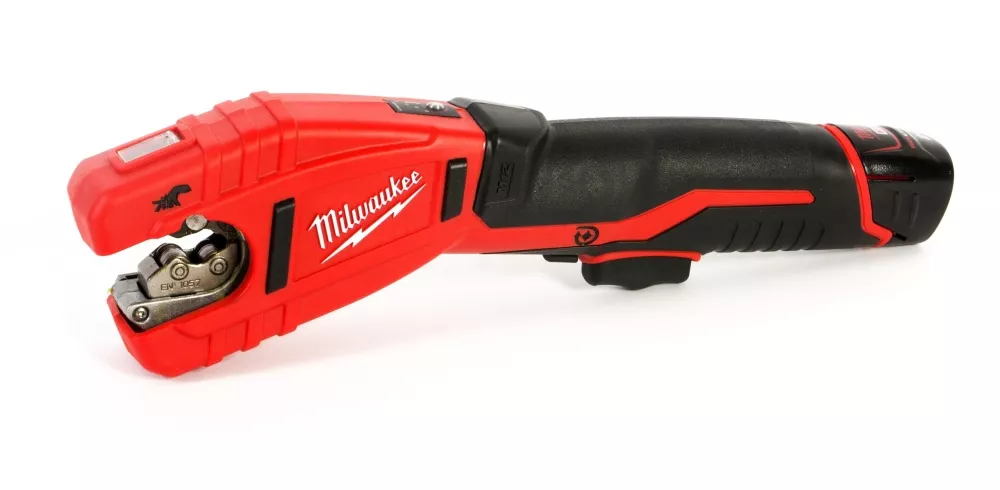 MILWAUKEE Aku řezák měděných trubek C12 PC-301C