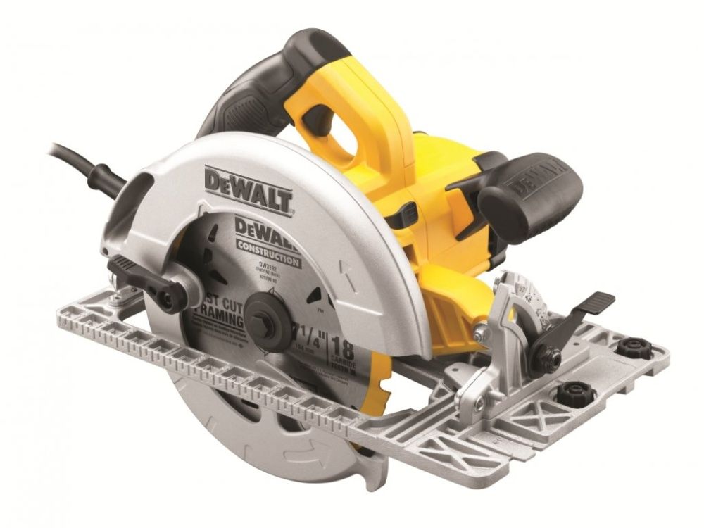 DEWALT Ruční okružní pila DWE576K-QS